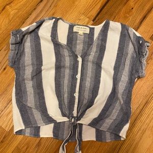 Anthropology Cloth & Stone Lightweight Short Sleeve tie Front Shirt Wome…